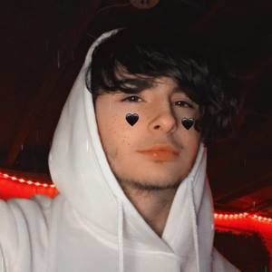 Meet your Posher, Ethan